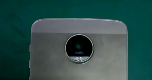 طی دو هفته آینده منتظر Moto X4 موتورولا باشید