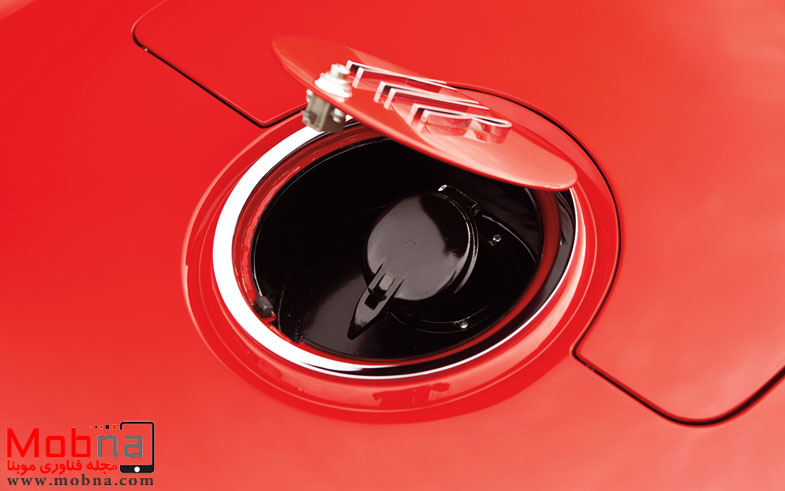 ۱۹۶۰-plymouth-xnr-concept-car-gas-cap