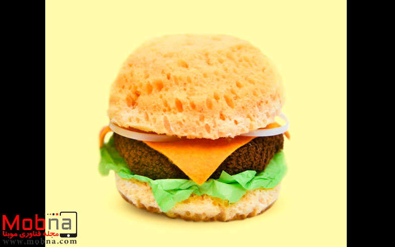 burgeryellowbackground-575a1aaacb3e2__700