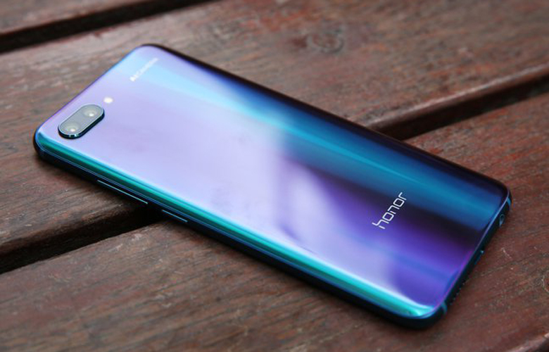 Honor 10 هوآوی، مدل ارزان‌شده پرچمدار P20 Pro (+عکس)