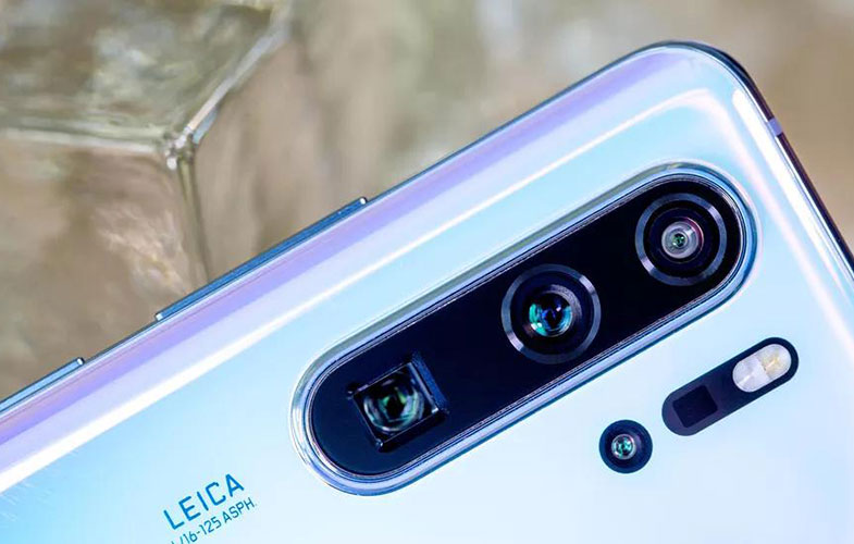 چرا گوشیHuawei P30 Pro انتخاب بهتری نسبت به سامسونگ اس ۱۰ پلاس است؟