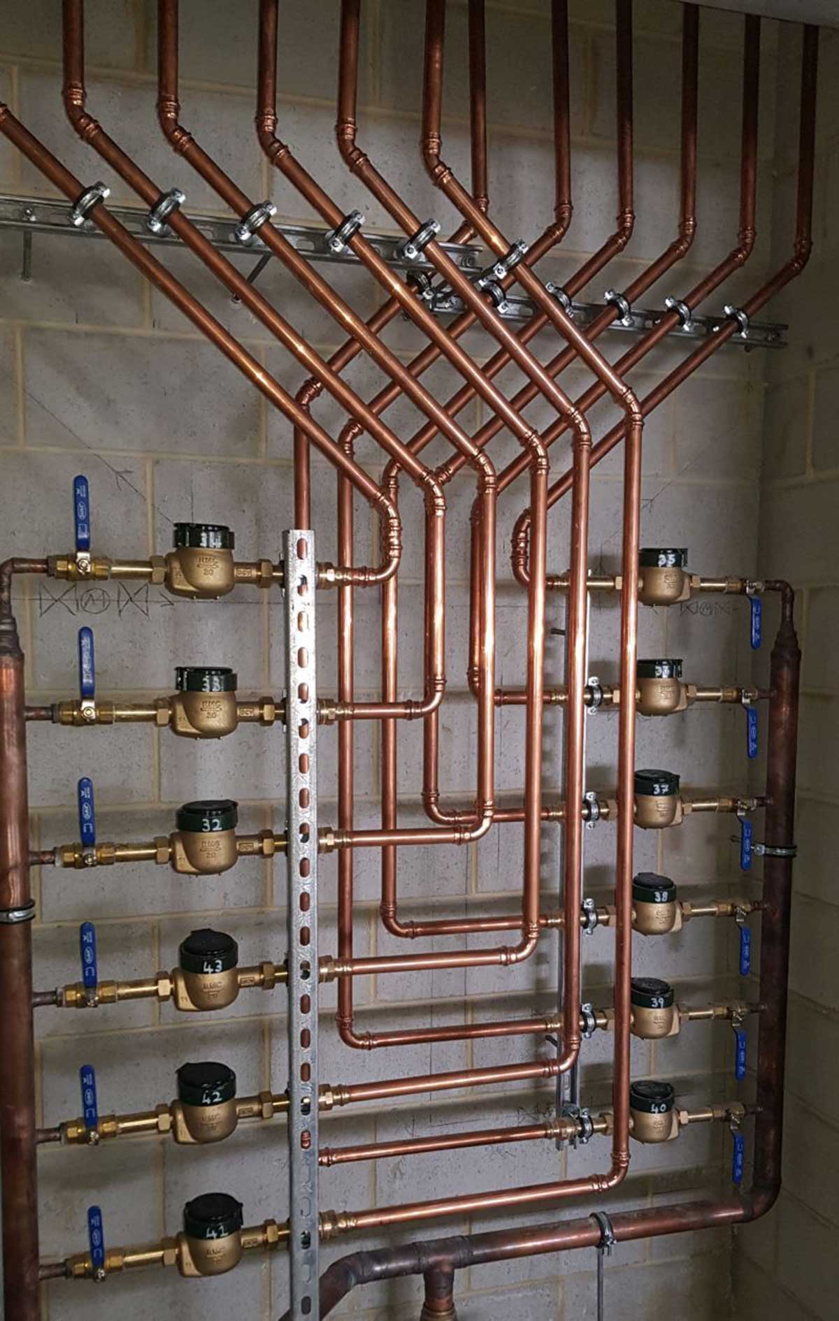 لولهکشی یا خلق اثر هنری؟!