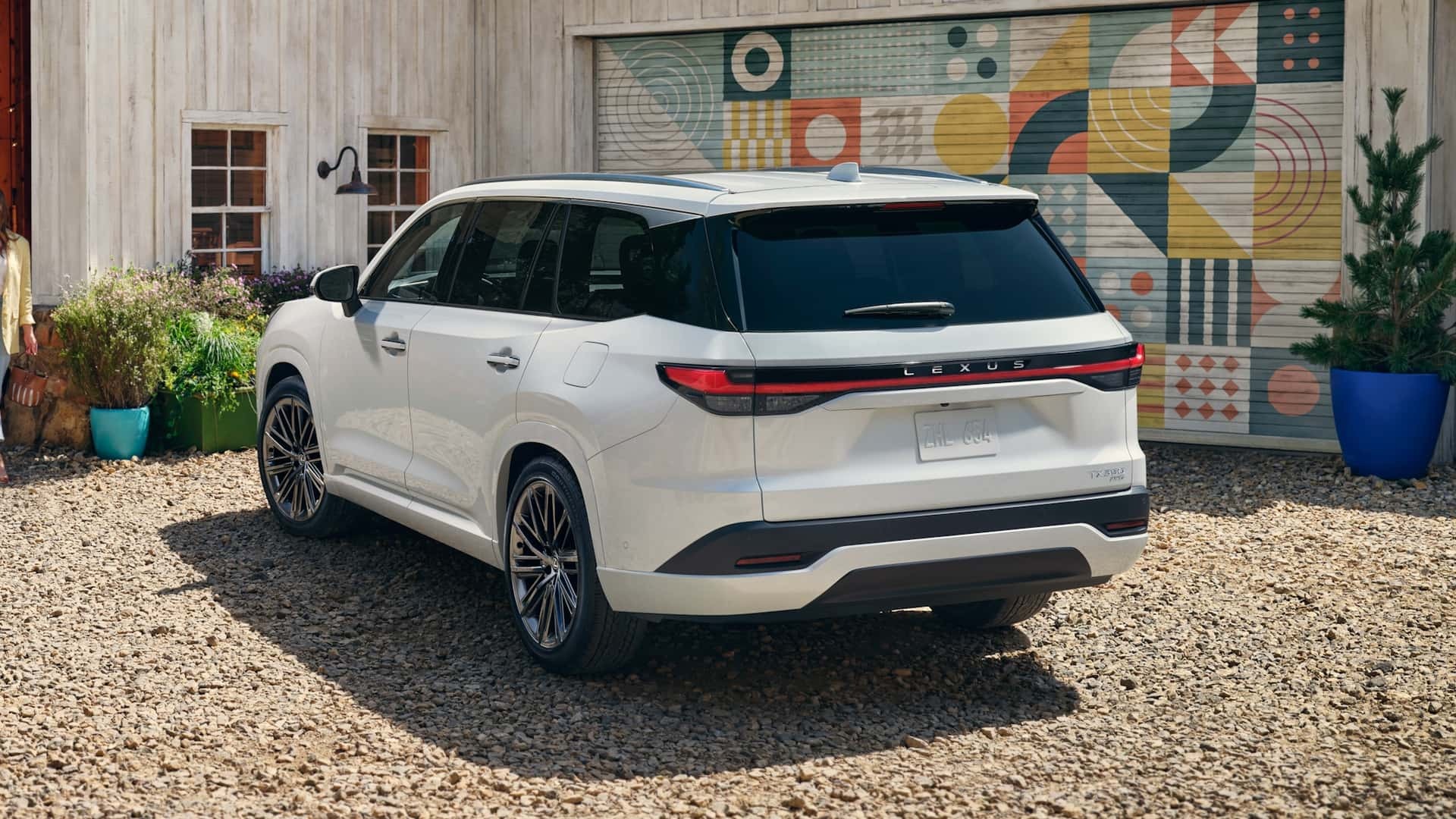 لکسس چه می کند؟! / معرفی یک شاسی بلند عجیب دیگر