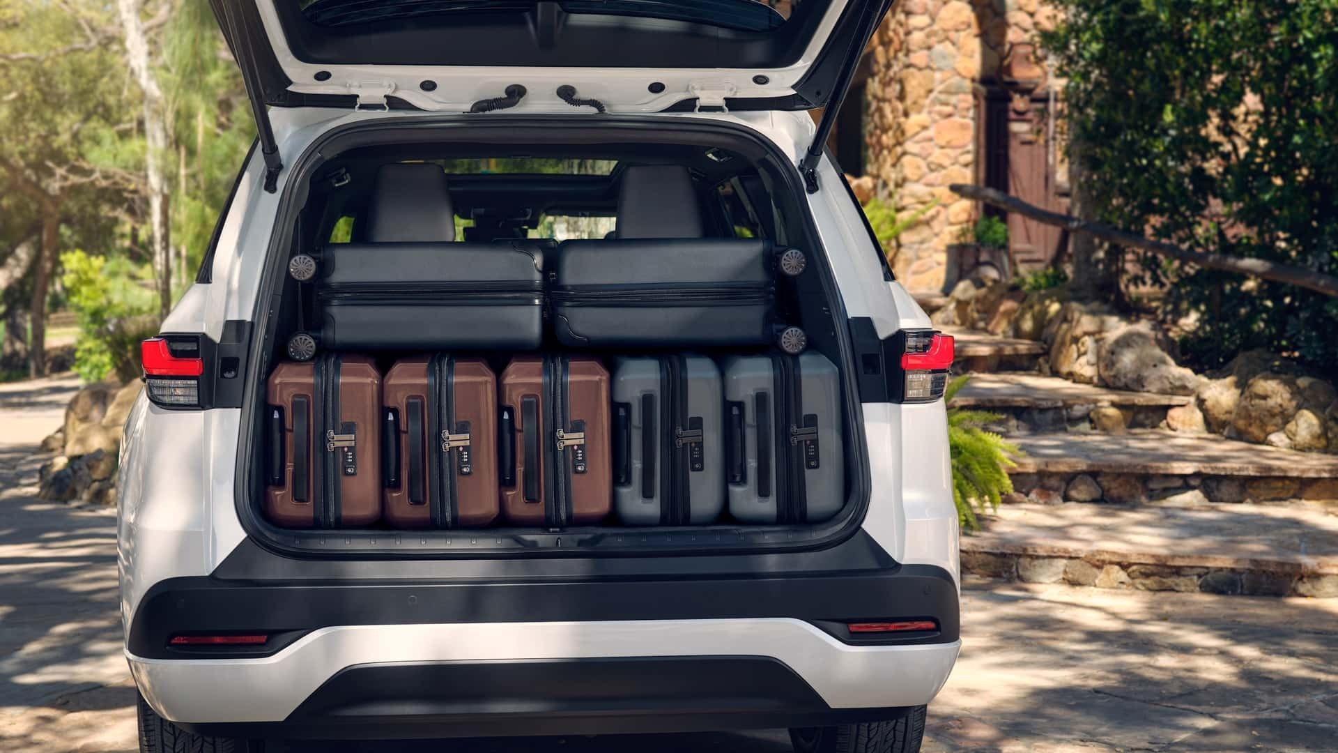 لکسس چه می کند؟! / معرفی یک شاسی بلند عجیب دیگر