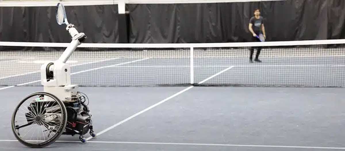 رونمایی از ربات تنیسور آمریکایی