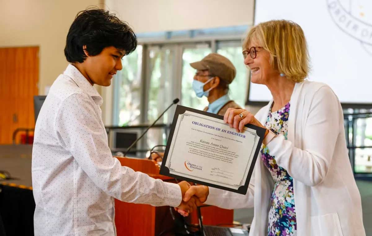 ایلان ماسک اعجوبه ۱۴ ساله را در اسپیس ایکس استخدام می‌کند!