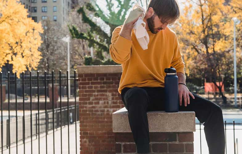 تعریق ؛ روشی ساده برای پاکسازی کلی بدن از سموم