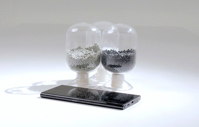 مواد سازنده گوشی شما چگونه به حفظ اقیانوسها کمک میکند؟