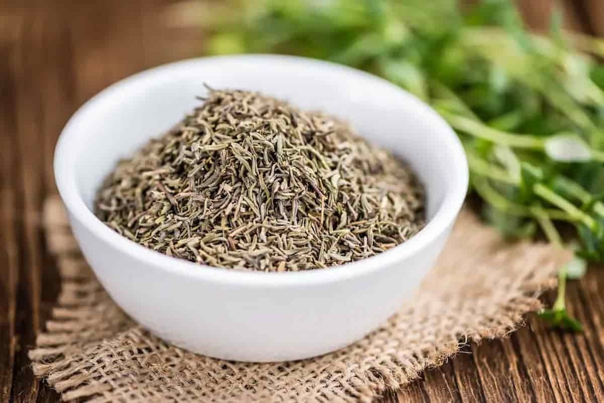 آویشن و دشمنی با این ویروس های خطرناک