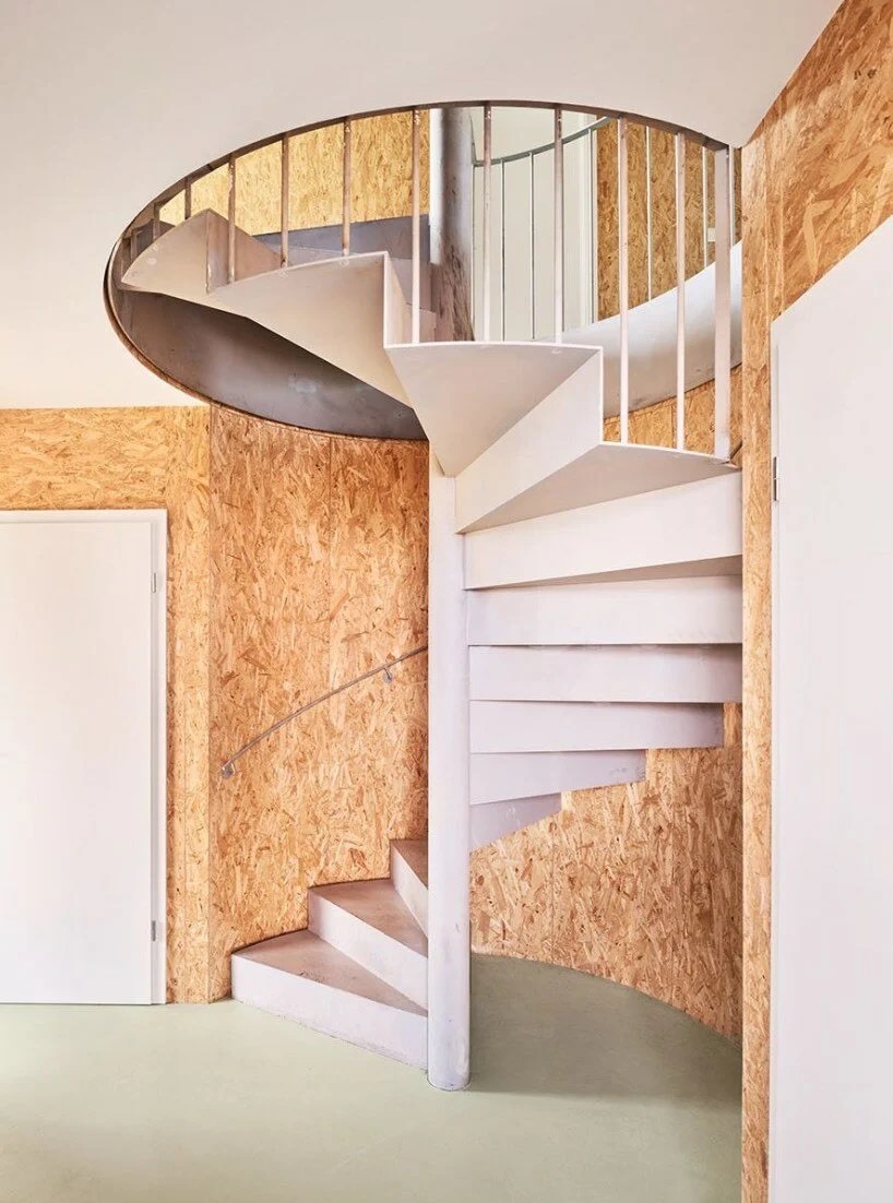 همراه با اقامتگاه نئو پالادینی متمایز در آلمان